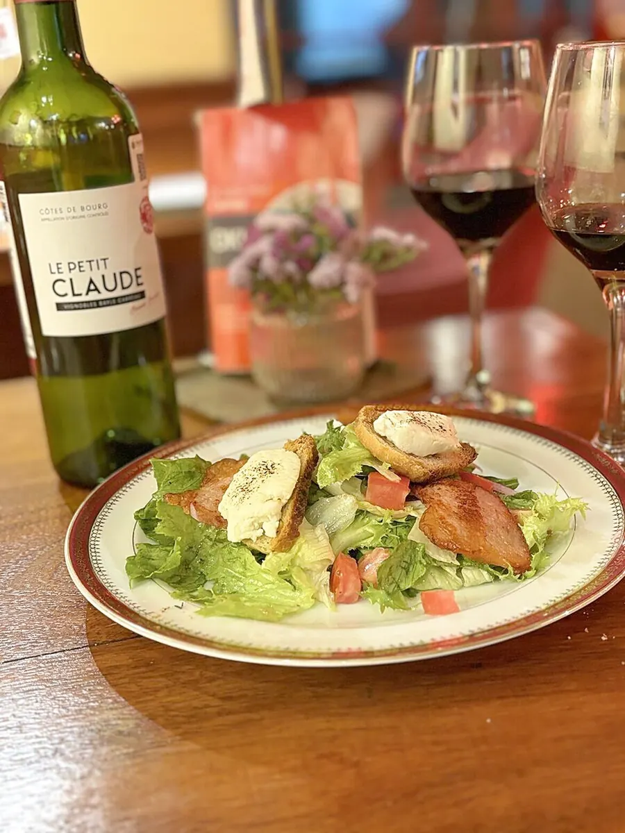 Salade de chèvre chaud